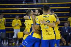 Voleibol: El CV Guaguas, más líder tras ganar al Grupo Herce Soria (3-1)