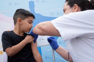 Las vacuguaguas del SCS inician la vacunación pediátrica contra la COVID-19 en el ámbito escolar