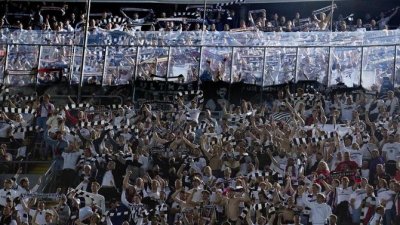 El Barça podría ser sancionado por problemas de seguridad ante el Eintracht