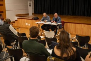 El Gobierno trabaja con t&eacute;cnicos municipales de urbanismo para aclarar criterios de aplicaci&oacute;n del decreto