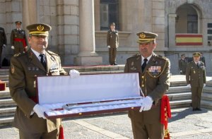 El teniente general Salom, Jefe del Mando Militar de Canarias recibi&oacute; el premio &ldquo;Gran Capit&aacute;n&rdquo;