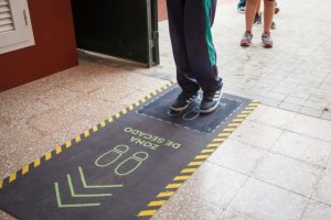 Los grupos burbuja de Infantil y Primaria podr&aacute;n interactuar entre s&iacute; en interiores y exteriores