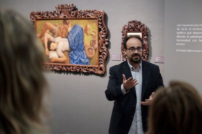 Visita guiada gratuita a la exposici&oacute;n &lsquo;Acogiendo Patrimonio&rsquo; con Francisco Javier Pueyo Abril en la Casa de Col&oacute;n