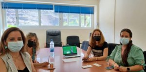 El Área de Salud de La Gomera mantiene un encuentro de trabajo con la Asociación Española contra el Cáncer