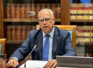 Art&iacute;culo de opini&oacute;n: 'El FDCAN, una herramienta &uacute;til para construir una  Canarias m&aacute;s equilibrada', por Casimiro Curbelo