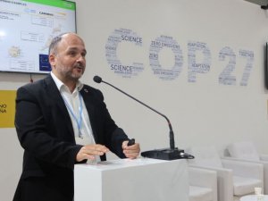 Valbuena expone el plan de descarbonizaci&oacute;n de Canarias durante la Cumbre del Clima COP27