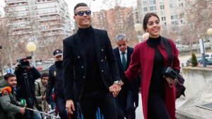 Cristiano carga contra el redactor jefe de France Football por el Bal&oacute;n de Oro