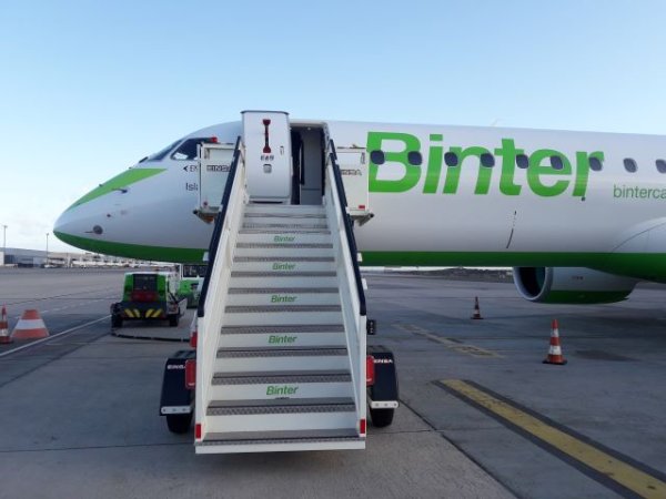 Bintazo para viajar fuera de Canarias desde 25,30 euros con el servicio premium de Binter