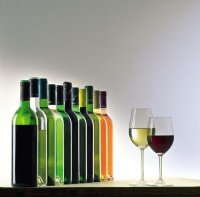 El Gobierno regional gestiona el env&iacute;o gratuito de muestras de vinos canarios al concurso Bacchus 2023