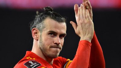 Gareth Bale raja de la prensa espa&ntilde;ola tras su doblete con Gales