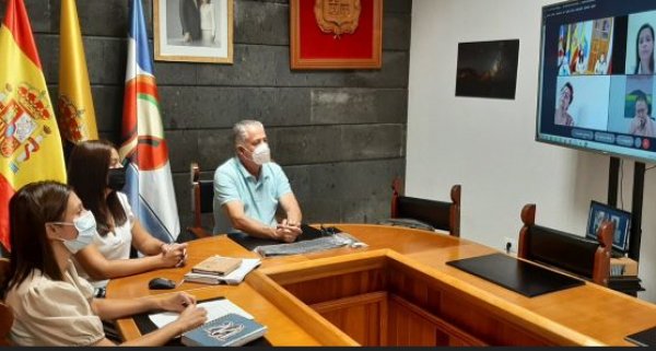 La Aldea: Reunión para aclarar la situación del paseo marítimo de la playa