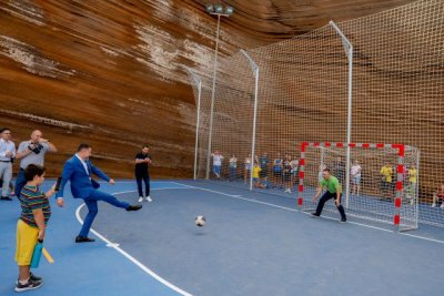 G&aacute;ldar: La Monta&ntilde;a estrena la rehabilitaci&oacute;n de su cancha polideportiva