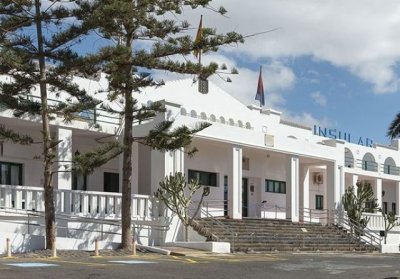 La consejera de Sanidad asegura que la asistencia geriátrica está garantizada en el área de salud de Lanzarote