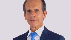 Rivero sorprende y convoca elecciones tambi&eacute;n a las juntas insulares de lucha canaria