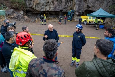 Bomberos de toda España y Brasil se tecnifican en sistemas novedosos para evacuaciones en grandes paredes y ya se emplazan a la siguiente edición