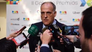 Javier Tebas en Londres: "Los clubes de la Superliga mienten m&aacute;s que Putin"