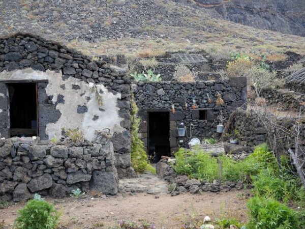 El Gobierno amplia el estudio del cambio clim&aacute;tico sobre el patrimonio cultural a El Hierro