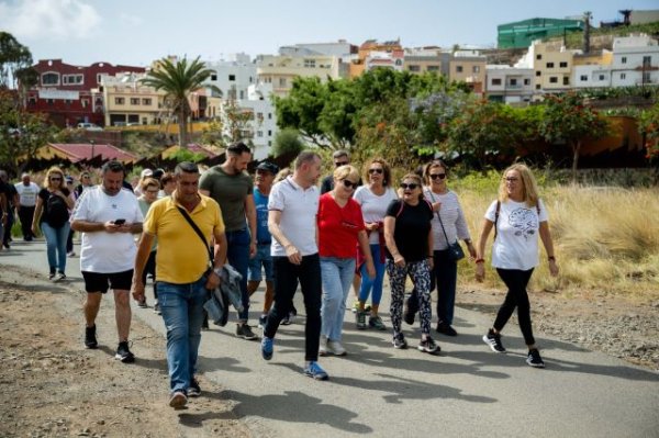 Gáldar: Unas 250 personas peregrinan a Anzo desde Huertas del Rey por Santa Rita