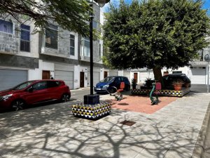 El Ayuntamiento de Gu&iacute;a dotar&aacute; de nuevo mobiliario y aparatos biosaludables a la plaza de la Urbanizaci&oacute;n Pineda