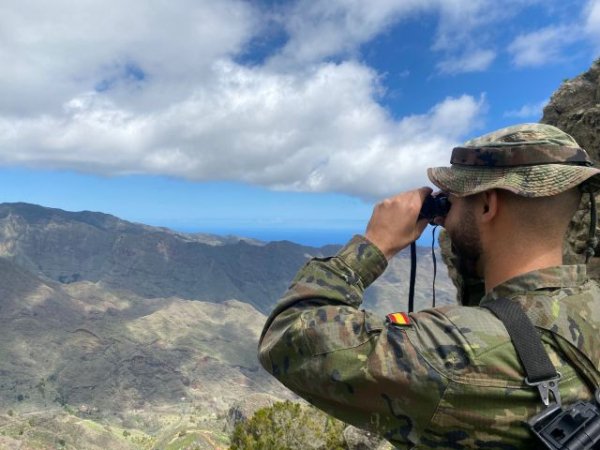 Despliegue militar del Brigada Canarias XVI del ejército de tierra en las islas del archipiélago