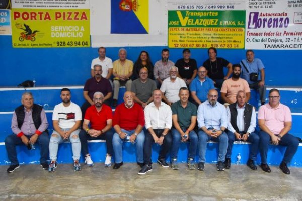 Los clubes de Lucha Canaria reciben las propuestas de la Candidatura del PSOE al Cabildo de Gran Canaria