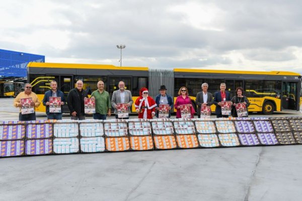 Por Un Cacho de Turrón despliega su campaña solidaria para endulzar la Navidad a niños y mayores con el apoyo de Guaguas Municipales