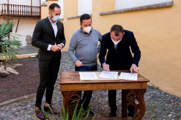 El Ayuntamiento de Gáldar adquiere más obra del insigne escultor galdense Borges Linares