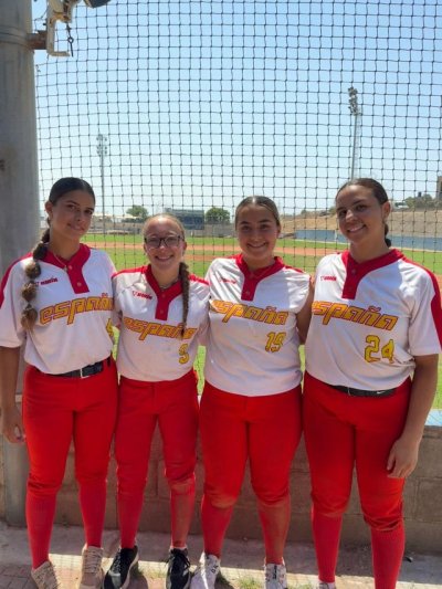 Cuatro jugadoras de Capitalinos, convocadas con la Selección Española Sub-22 de sóftbol tras la mejor temporada del club en la élite