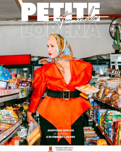 La Gomera: El Auditorio Insular acoge la actuación de la humorista palmera Petite Lorena