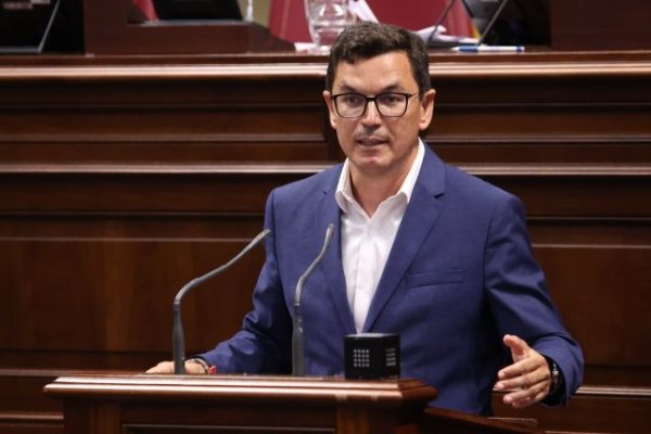Pablo Rodr&iacute;guez defiende un modelo de gesti&oacute;n aeroportuaria acorde a las competencias reconocidas en el Estatuto