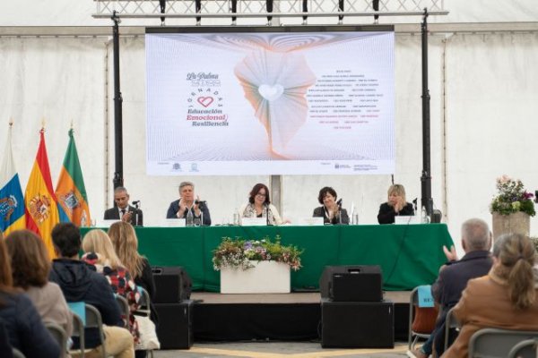 Especialistas en educación emocional y docentes analizan en La Palma la mejor respuesta a las crisis