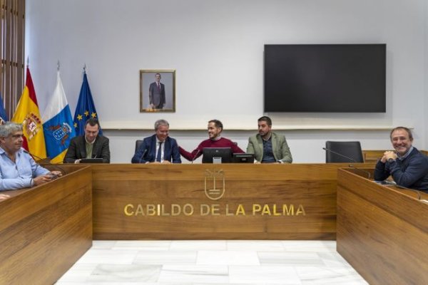 Franquis promueve la implicaci&oacute;n de las administraciones palmeras en la decisi&oacute;n del trazado de la carretera