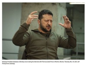Art&iacute;culo de opini&oacute;n: 'La &uacute;ltima entrevista de Zelensky con Associated Press sugiere que se est&aacute; recuperando un poco de la sobriedad'