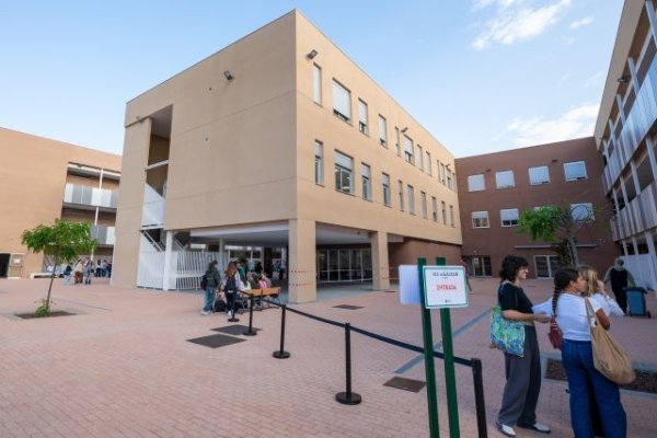 Gáldar: El IES Agáldar acoge hasta el sábado los exámenes de la PAU para unos 600 alumnos del norte de Gran Canaria