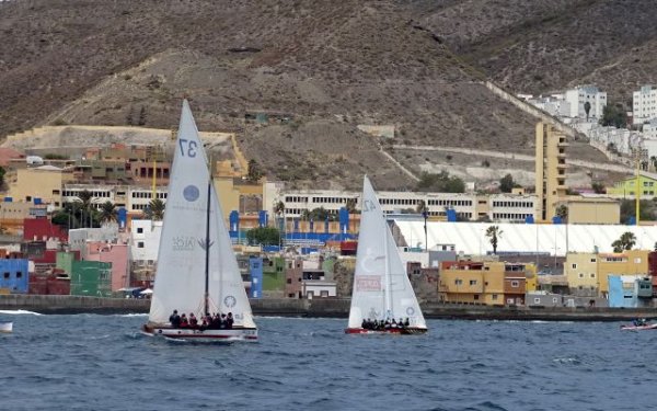 Vela Latina Canaria: El Porteño Siscocan Sabor a Gloria sigue adelante en el Torneo Eliminatorio Fundación La Caja de Canarias