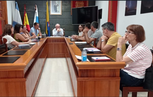 La Aldea celebra el Consejo Escolar Municipal y anuncia nuevas medidas de apoyo a los centros educativos
