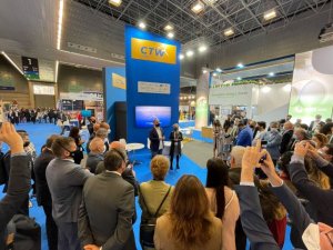 Economía presenta una marca única para la promoción de la eólica canaria