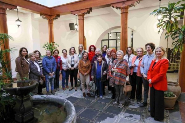 8M: Santa Brígida rinde tributo a las 33 mujeres que han marcado la vida política de la Villa