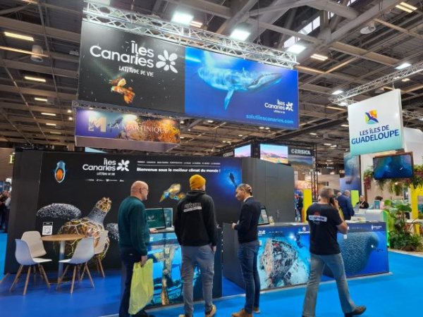 Turismo de Canarias proyecta en Francia la amplia y cualificada oferta de buceo que existe en las islas