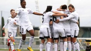 Sorpresa entre los clubes femeninos al aplazarse el 'derbi' madrile&ntilde;o por COVID