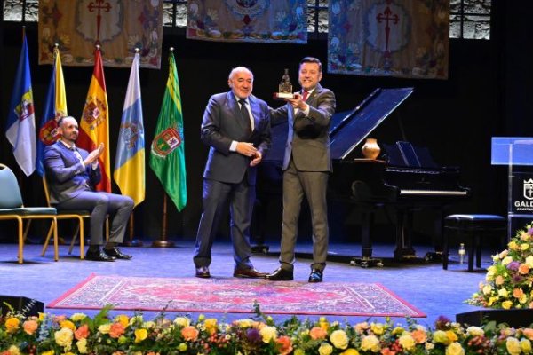 José Manuel Aranda Lassa destaca el vínculo entre Gáldar y Calatayud en el Pregón de las 542 Fiestas Mayores de Santiago