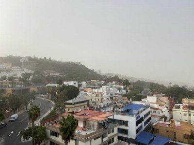 Sanidad recomienda a las personas m&aacute;s sensibles tomar precauciones ante la presencia de calima