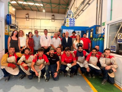 El Cabildo destina 480.000 euros para preparar a 30 desempleados como mecánicos de motos y soldadores