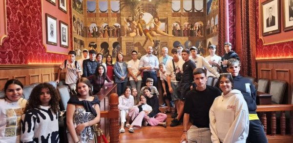 G&aacute;ldar recibe al proyecto juvenil del Cabildo de El Hierro