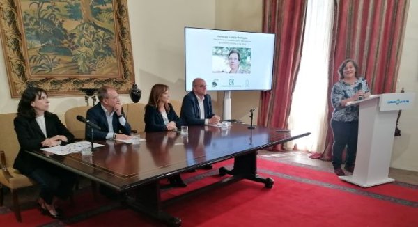 Homenaje a Aralda Rodr&iacute;guez, expresidenta de La Asociaci&oacute;n para la Recuperaci&oacute;n de Memoria Hist&oacute;rica de la Palma