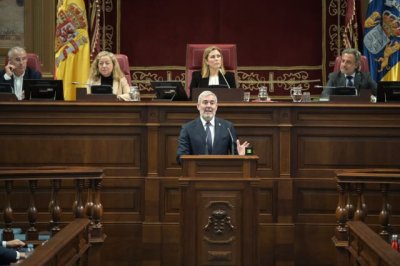Clavijo resalta los avances en “una Canarias para los canarios” pese al parón estatal y la convulsión mundial
