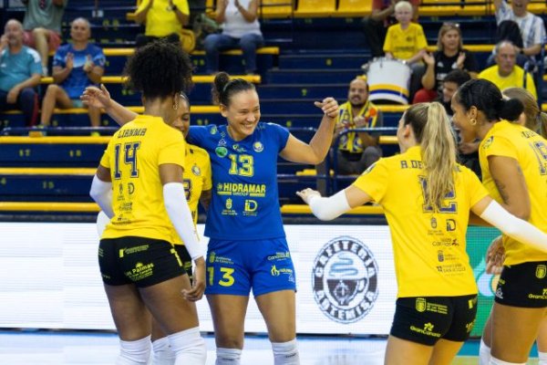 Voleibol Femenino:  Hidramar Emalsa vuelve a su mejor nivel y vence a Haro Rioja (0-3)