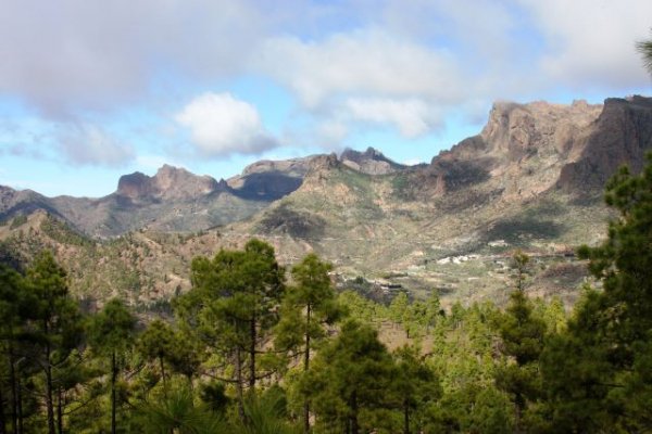 Valleseco se va de ruta por el camino de los Guaniles a Santa Lucía de Tirajana