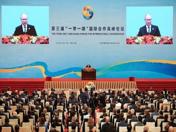 Artículo de opinión: &#039;Putin sugirió que las inversiones chinas e indias en Rusia promueven objetivos multipolares compartidos&#039;