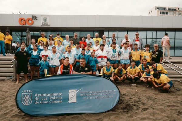 La pasión por la Lucha Canaria inunda Las Canteras por las Fiestas Fundacionales